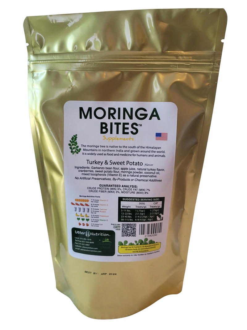 Load image into Gallery viewer, Beef Turkey Variety Pack Moringa Dog Supplements 2.5 lbs. (132 Biscuits)
